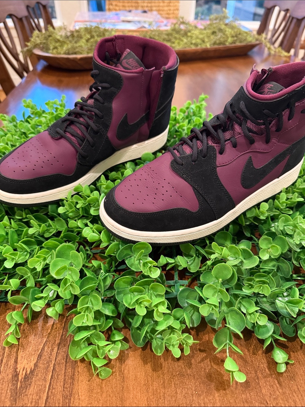 ***New*** Nike Women’s High-Top Sneakers in Burgundy and Black